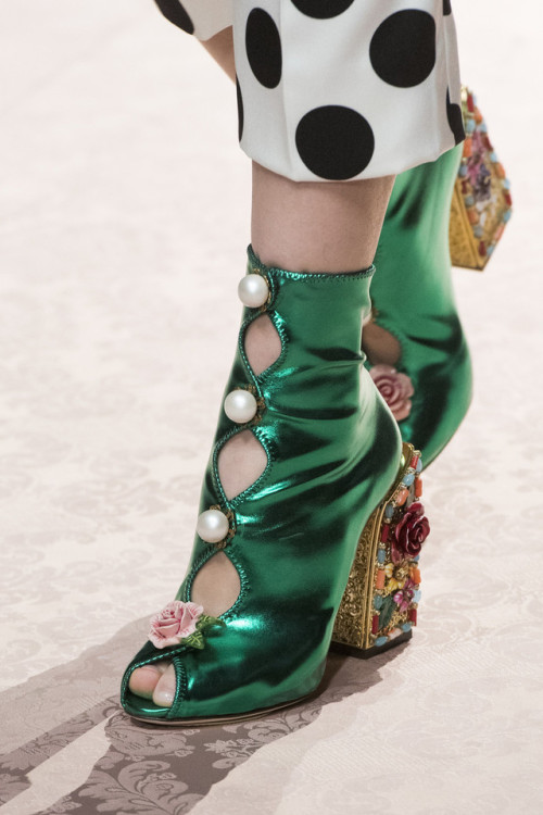 fyhautecouture: Dolce &amp; Gabbana Spring 2019