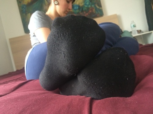 Kristie Yoginny’s stinky black socks 