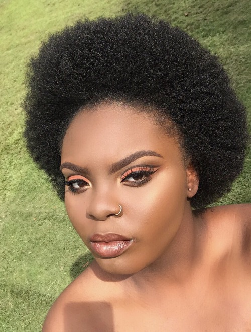 h-i-d44:  must-be-thick:  pleasant-porcupine:  p1325:  diekingdomcome:  phenomenalher:  ceour-dor:  joynavon:  In other news, my hair is growing  YouTube! Instagram Snapchat: JoyNavon  Jesus! Serving hair and face 😍  Pure radiance. & I love your