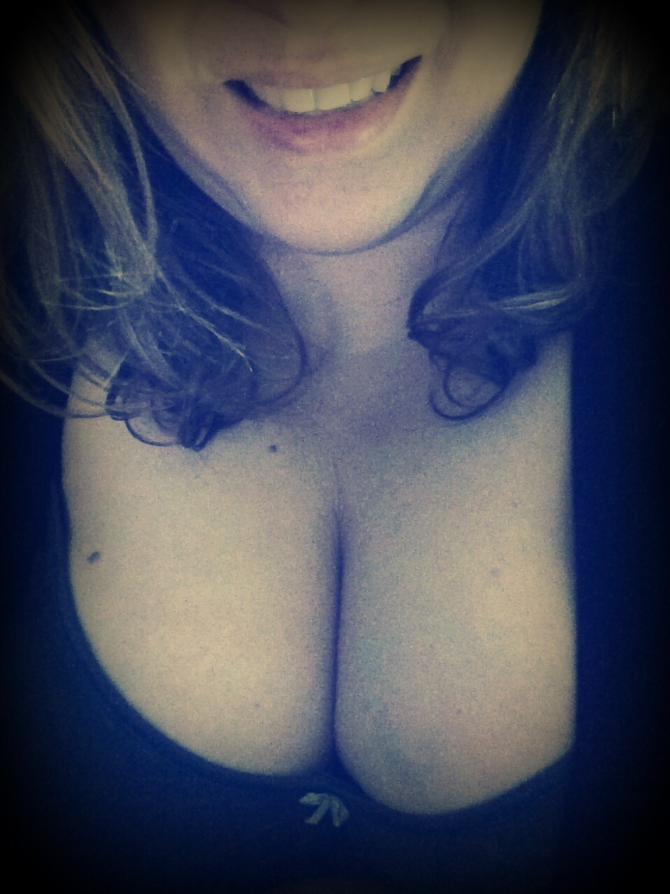 kitteninlouboutins:  hazeleyes2012:  I’m thinking of cum on my face or boobs for