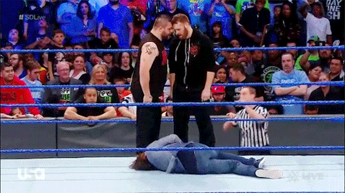 mith-gifs-wrestling - Two forehead touches, three years apart.