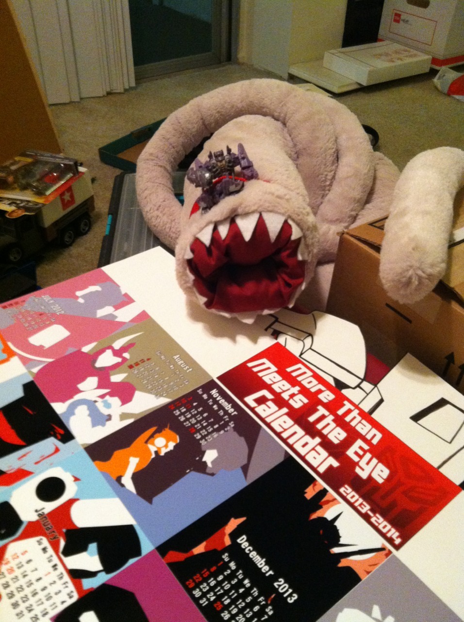 Driller and Shockwave getting ready for Botcon as well~