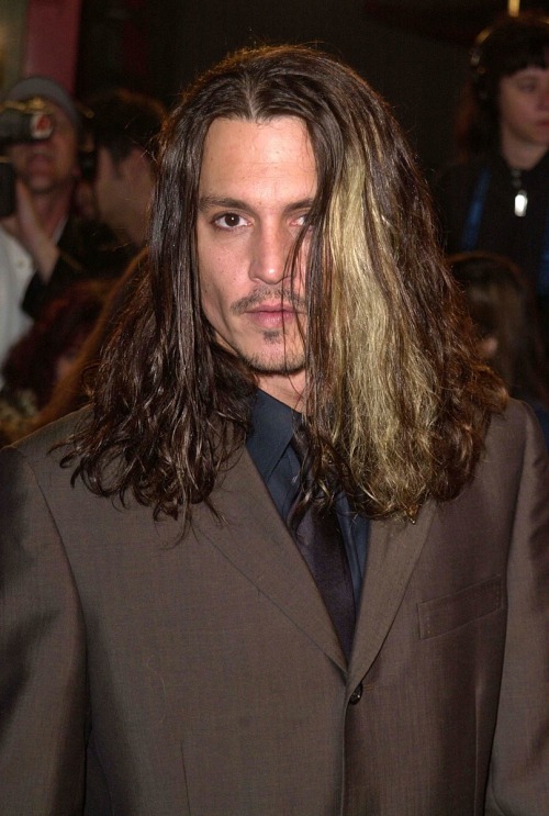 21 years ago, on March 29, 2001, a long-haired Johnny Depp attended the premiere of “Blow”, at the M