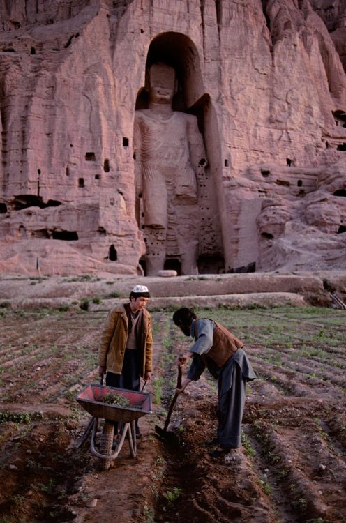 visitafghanistan:Budha Statue Of Bamiyan, Afghanistan7/13/20061993. The staute was destroyed in 2001