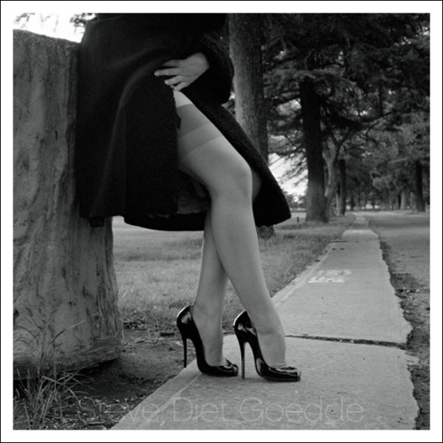 stevedietgoedde:  Mosh, Los Angeles 2010 - Photographed in a cemetery in the San Fernando Valley. High heels by Fabulously Fetish.  Subscribe to Mosh’s Tumblr HERE.  Shot with the Yashica T4. On behalf of all image creators, please respect copyright.