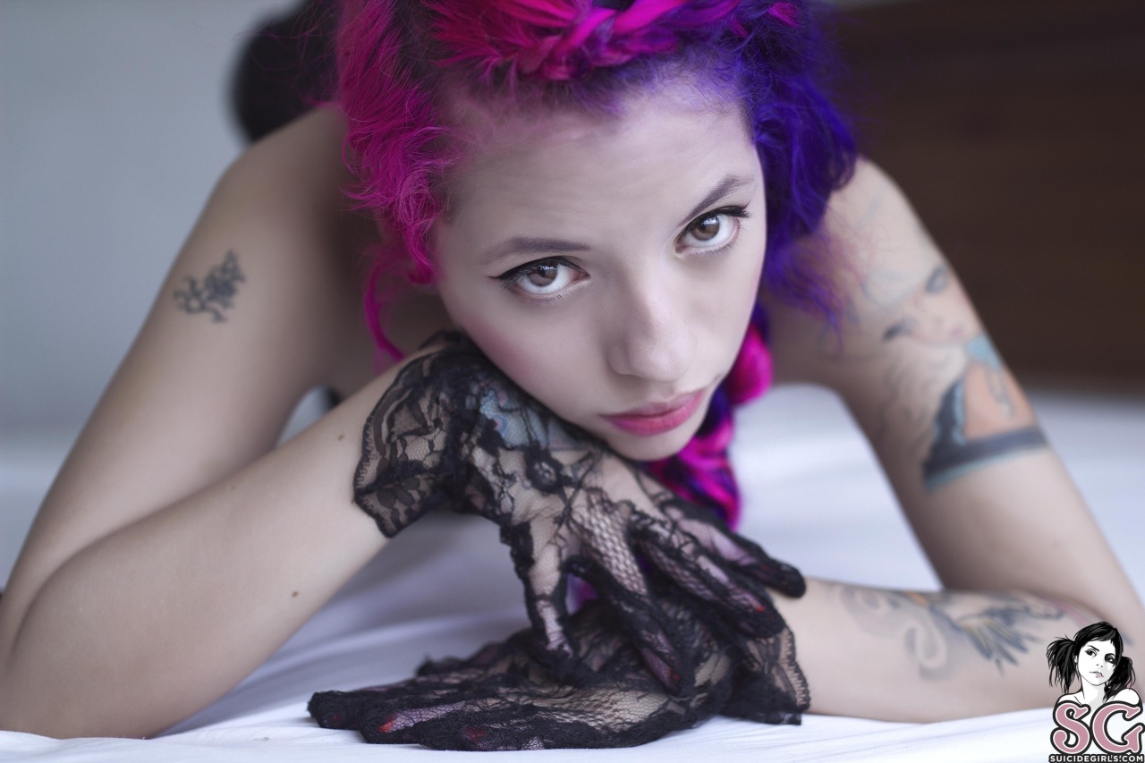 sglovexxx:  SG Hopeful Binzzi in Physical