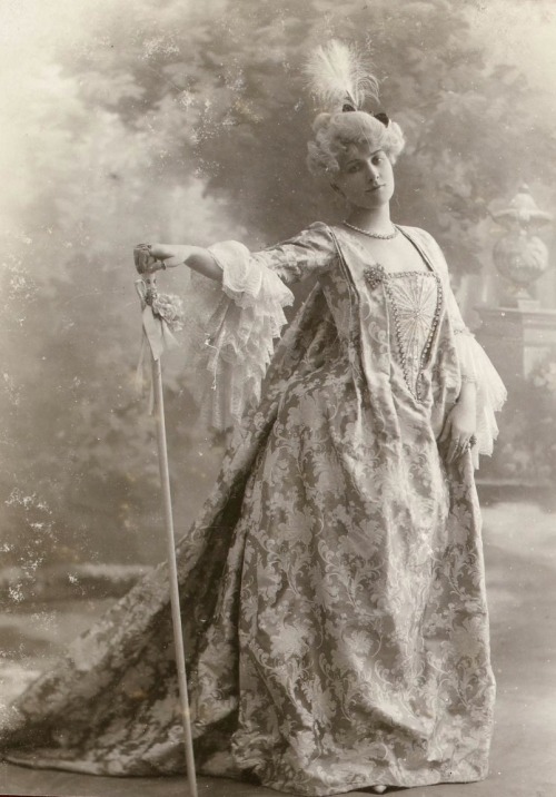antique-royals:Mary Garden in fancy costume