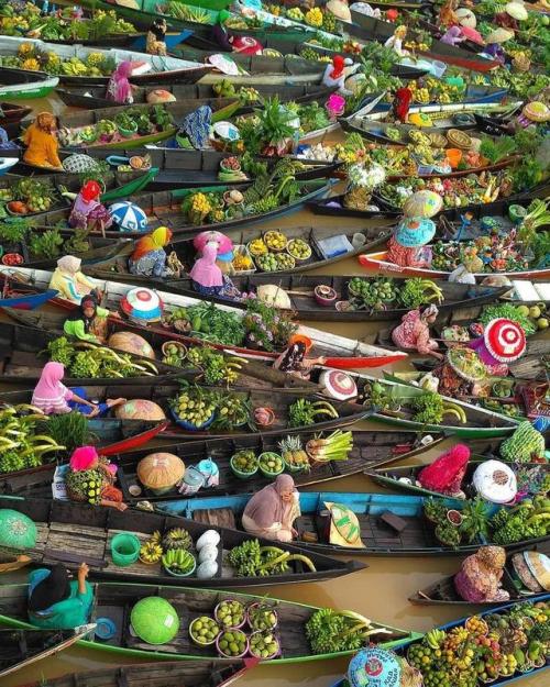 ollebosse:    Wajah Mass market, Indonesia.  