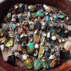 callistojewelry:  Settling down to update