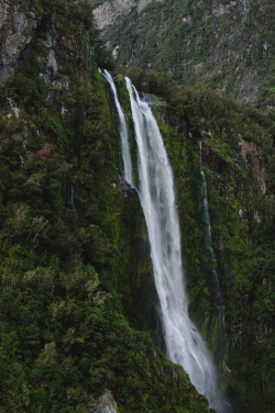 photographybywiebke:  Stirling Falls in Milford Sound, New Zealand