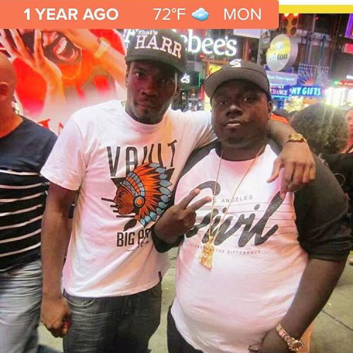 Me and my bro @Jaquae last year at some award show at #BBKings good dude make sure u check his new s