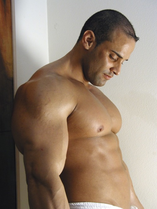 acebannon:  Nice selection of some of my BigRoger photos.