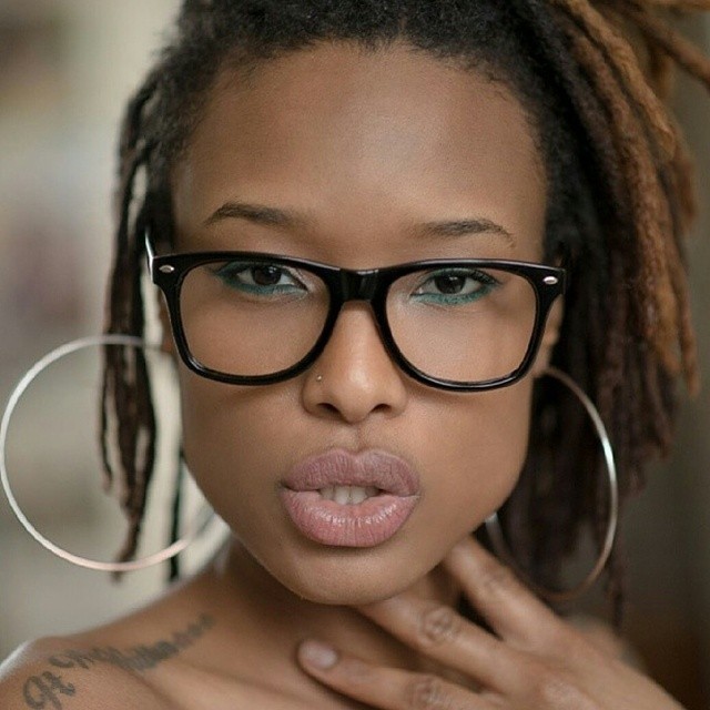 locsinaboxwithafox:  Freeform Friday featuring Loc Queen Queen @wildgenius_ and the
