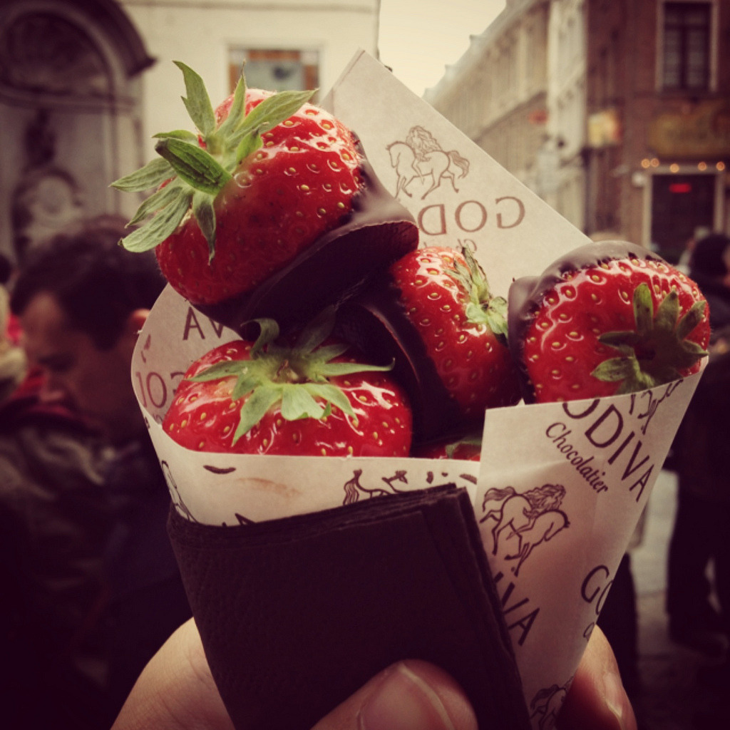 lifeisfoodandlove:  Godiva Hope you liked this pic, if you wish to see more follow