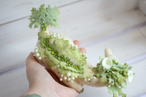 cet-abime: shyshyru: Sleeping mossy girls [id: nine photos of felt dragons covered in moss, taken fr