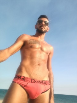 owlboy34:  une petite plage?? #me #playa