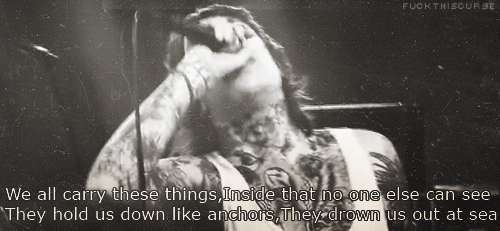 haiidarling:  Chelsea Smile - BMTH