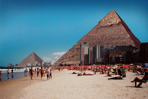 ryanpanos:  Impossible Landscapes by Miniatura via Ciro Miguel