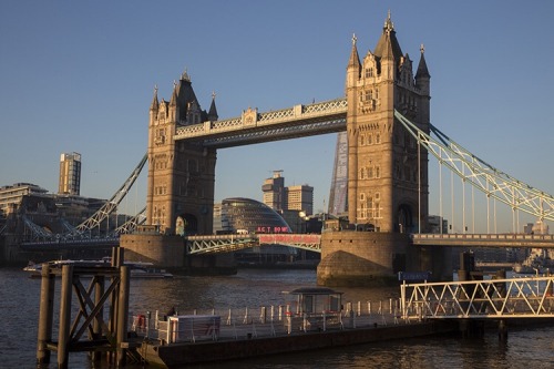 sandovers:bridges not walls protestors have dropped banners from every major bridge in london