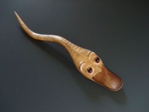 staceythinx:Whimsical wooden spoons by Terry Widner. You can purchase his work at his Spoontaneous E