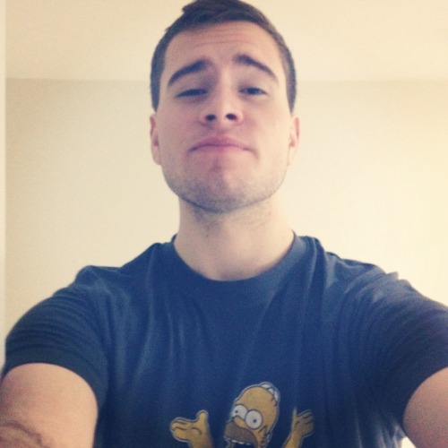 jessehnz:  Hug me like Homer?