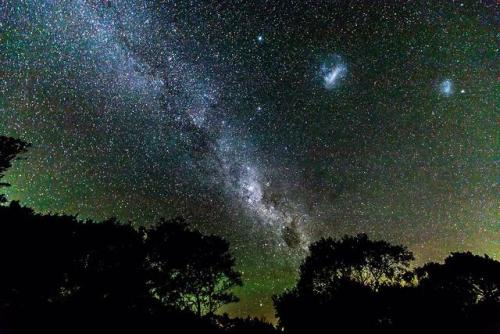 Porn Pics space-pics:  Magellanic Clouds over New Zealand