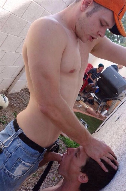 commandolover: Hot men don’t need underwear: hot men go commando! http://commandolover.tumblr.com/  Fun barbecue.