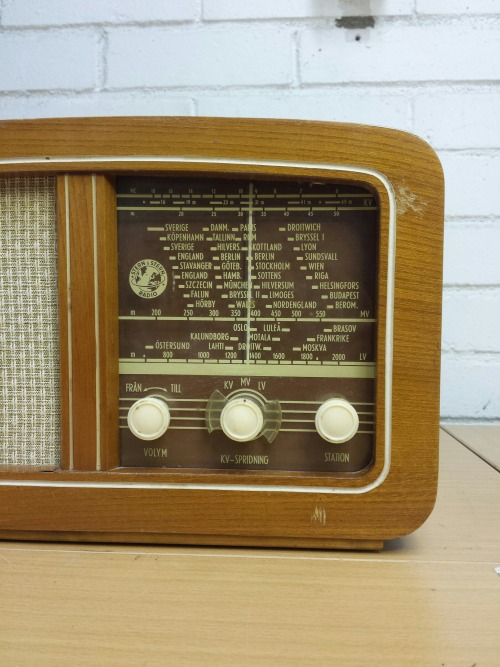 Stern & Stern Concerton V523 Tube Radio, 1952