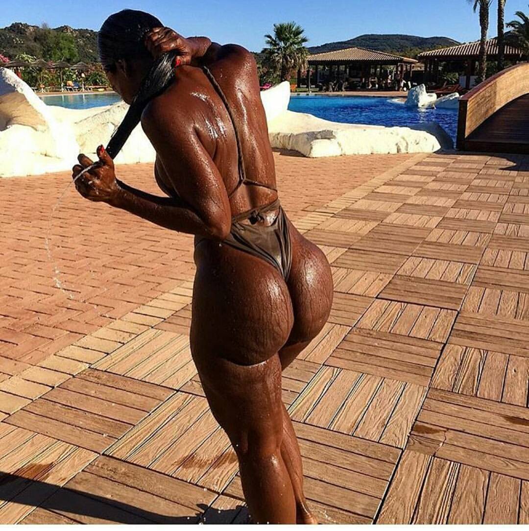 cottonstateking:  Melting Chocolate 🍫 #Munchies
