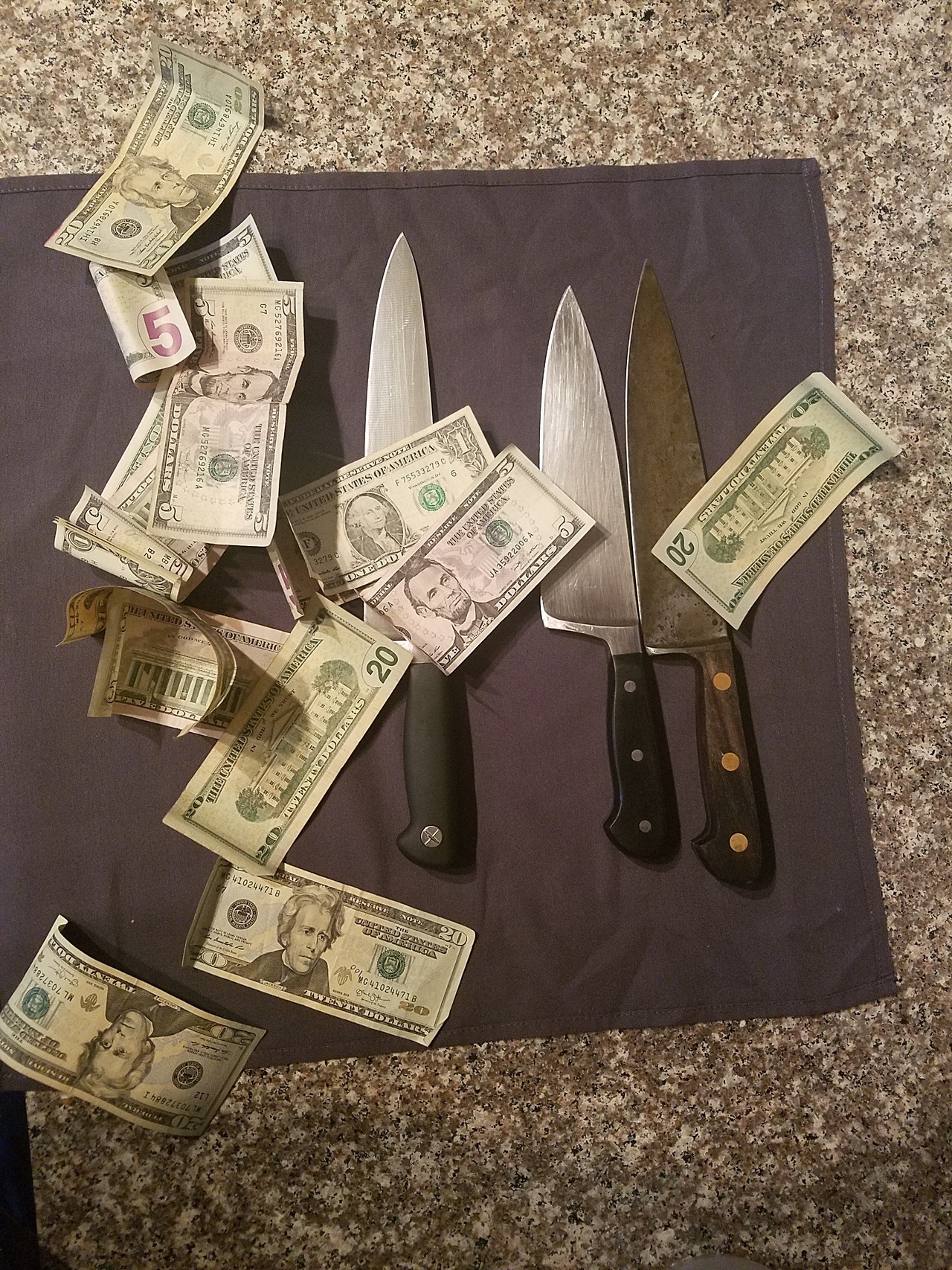 jameswo:  LUCKY MONEY DAY  reblog for goodluck