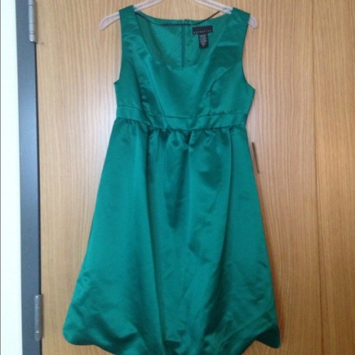 I just added this to my closet on Poshmark: Green dress. (http://bit.ly/XRNteM) #poshmark #fashion #shopping #shopmycloset