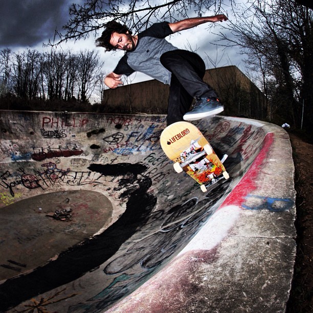 rekon:  @o_m_k kickflip 5.0 #skate #skateboard #skateboarding