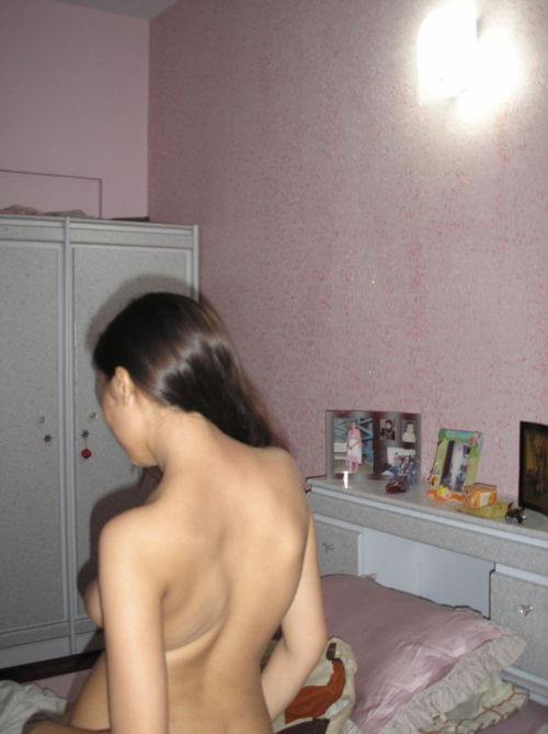 fuckingsexyindians:  self shot indian http://fuckingsexyindians.tumblr.com