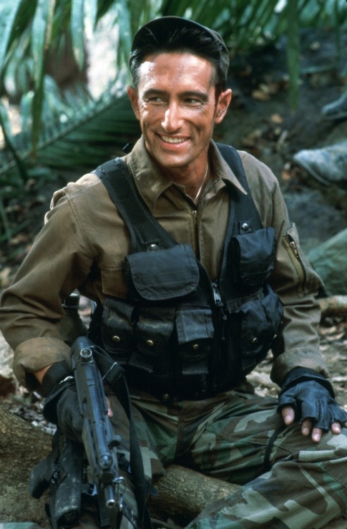  Richard Chaves on the set of Predator. 