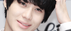 offstazione-deactivated20160424:  &ldquo;You must never forget to smile.&rdquo; — Lee Taemin. 