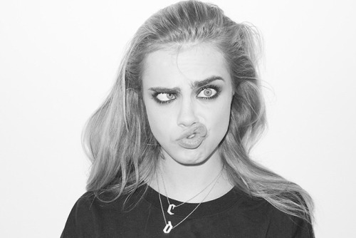 caradelevingne25:  ❤️😝😝❤️