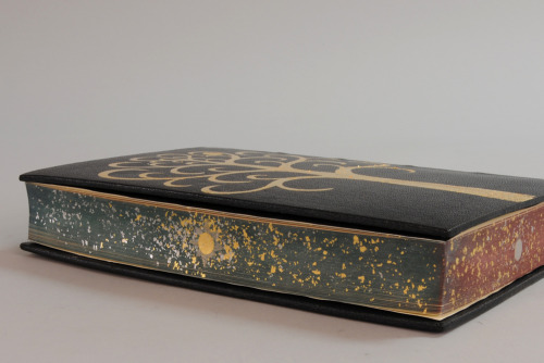 davidesky2:Custom edition of J.R.R. Tolkein’s The Silmarillion by bookwyrmbound, via Dark Roasted Bl