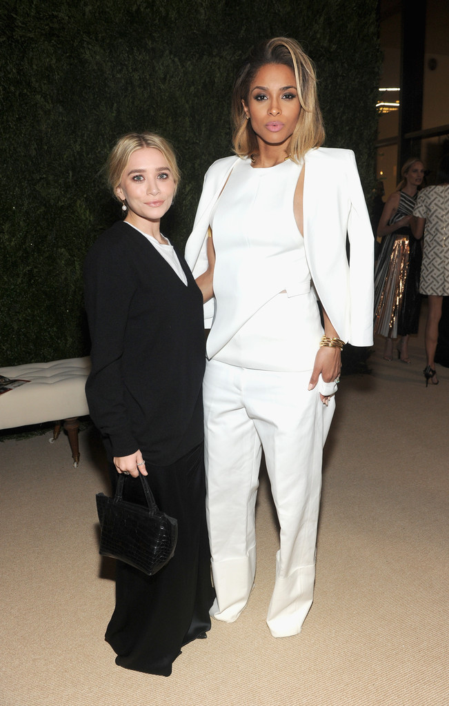 celebstarlets:  11/11/13 - Ashley Olsen + Ciara at the CFDA &amp; Vogue Fund