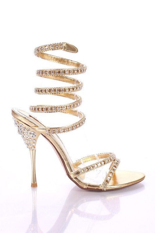 womenshoesdaily:Diamond shoes, need I say more!