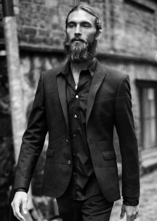 beardnecessities:  clean as fuck.