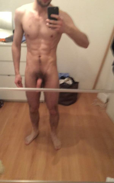 countryboysgonewild:  100 notes and I’ll post a video of him cumming  Hot! I wanna see it!