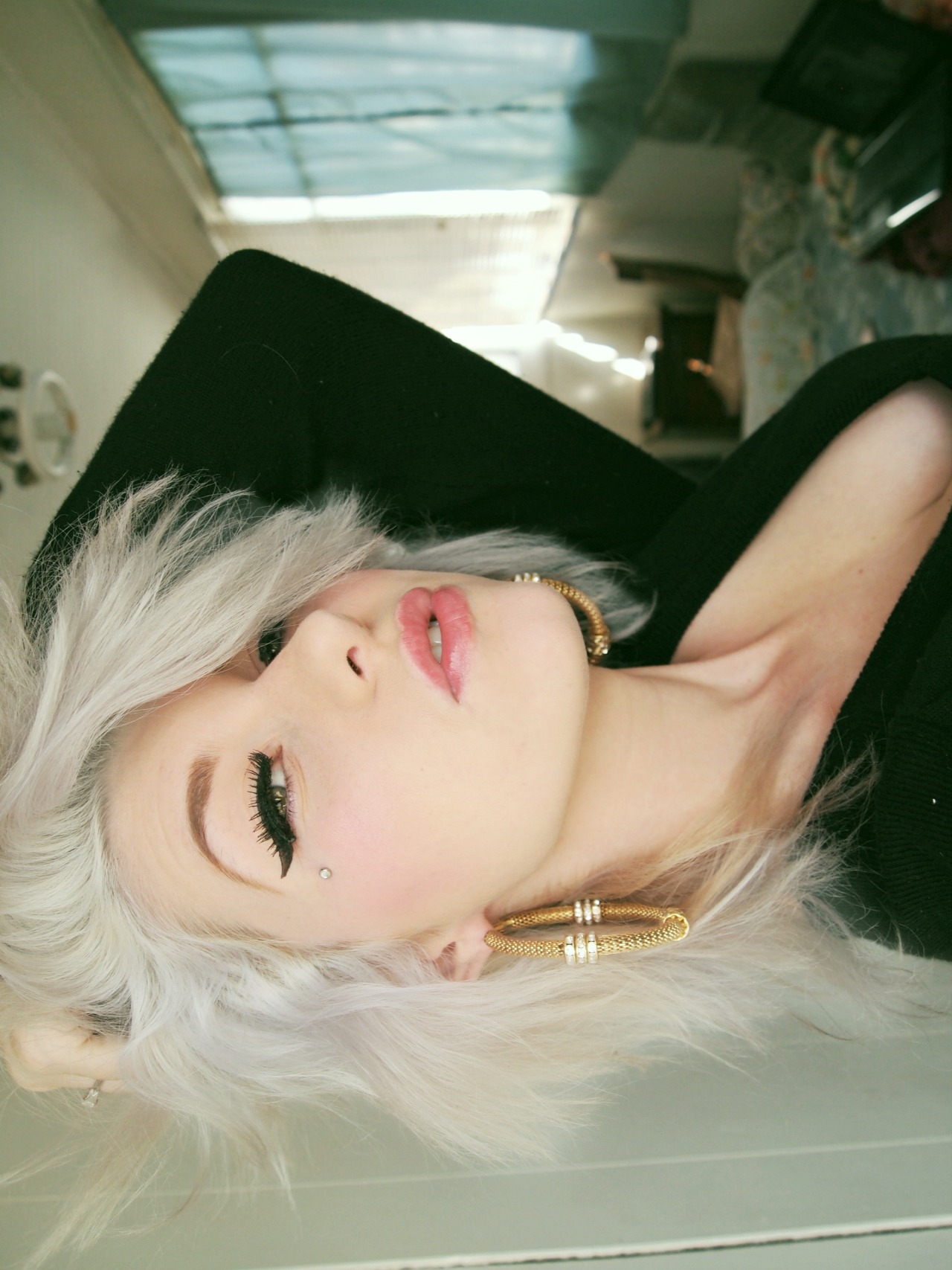 otherillusions:  officially my favorite picture of me:3 