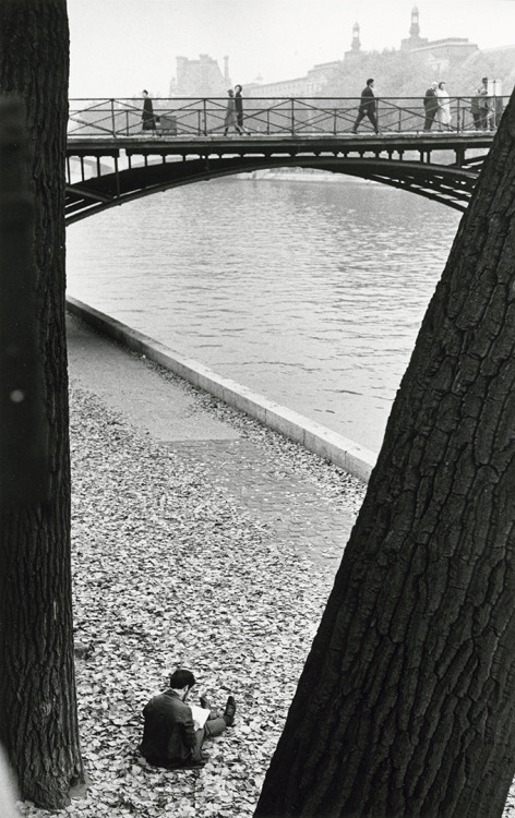 casadabiqueira: On Reading series André Kertész, 1970