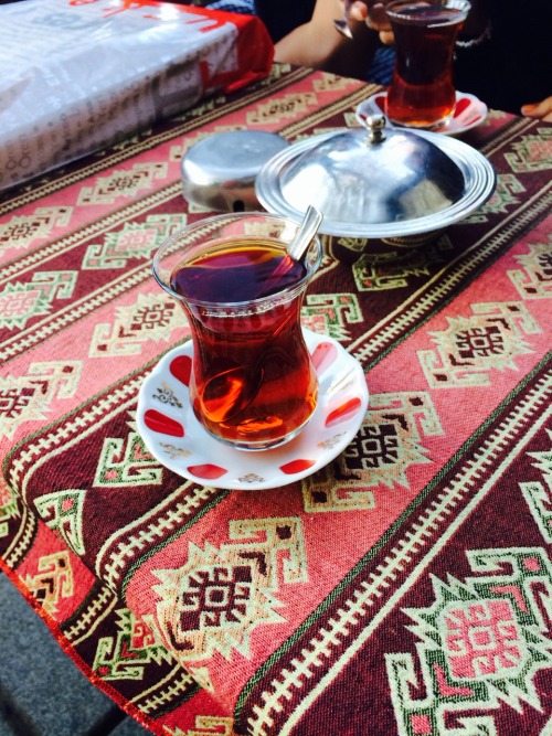 turkey-only: iranian-nights: missing Istanbul and it’s tea