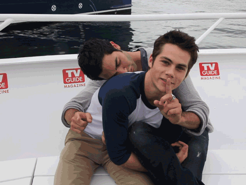 whataboutmikey:  If nothing else, this show gets cool points just for the way the guys act when they’re around each other, especially off camera.