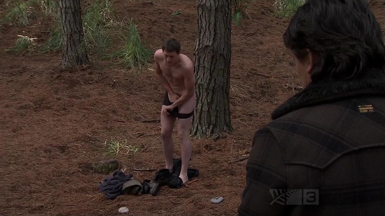 facesfullfrontal:  From Restituda.blogspot.com -  SyFy Channel’s “The Almighty