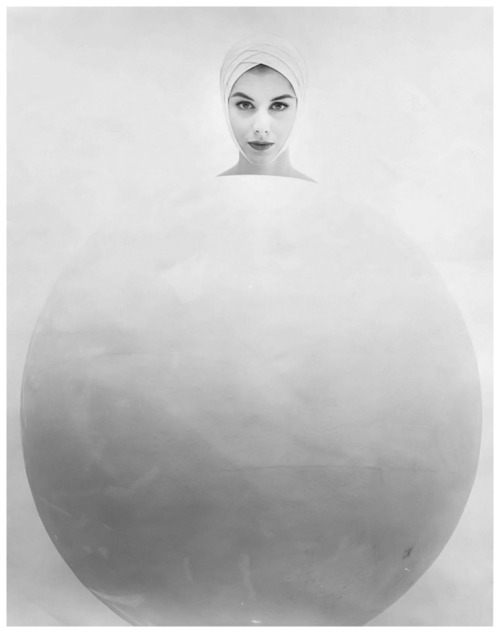 XXX vintagemarlene:  untitled by erwin blumenfeld, photo