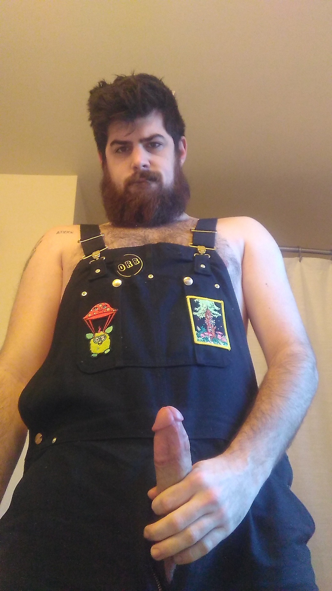 piggycubwa:  bigfagwasp:My sexy fucker @piggycubwa got me overalls for Christmas