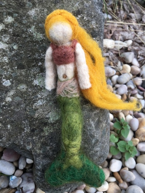 My contribution to Mermay! ✨‍♀️✨ I’ve been doing some fun experimenting with needle feltin