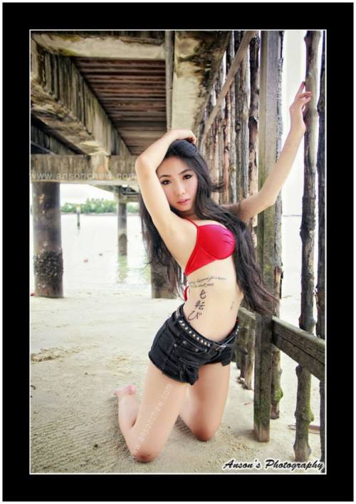 chio-eves:  Sexy vixen part 3